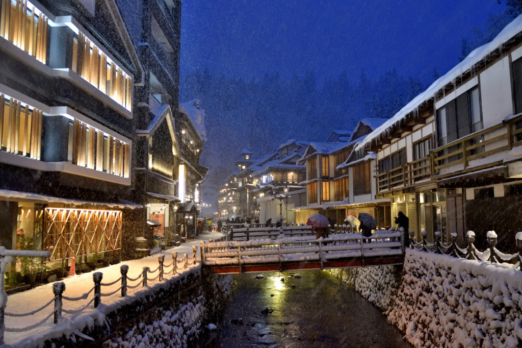 銀山温泉の夜の風景