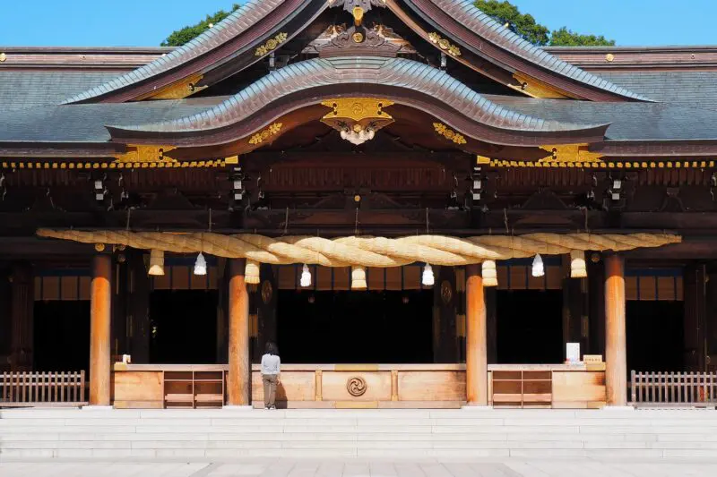 画像に alt 属性が指定されていません。ファイル名: samukawahatsumode1.jpg