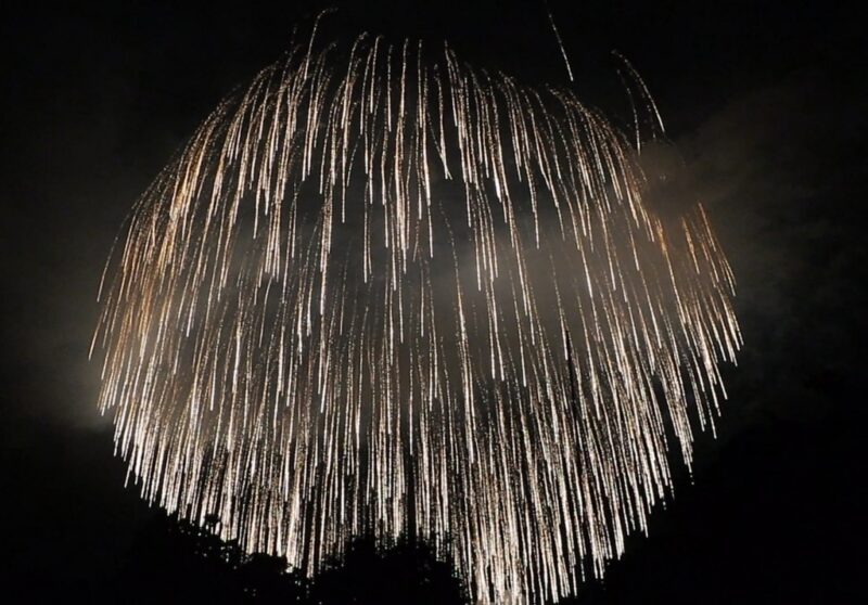 片貝まつり花火大会2022年穴場や屋台は?桟敷席や場所や駐車場は?