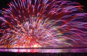 諏訪湖祭湖上花火大会2024の屋台や穴場は？駐車場やアクセスは？