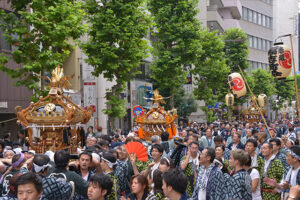 赤坂氷川祭2025の日程・スケジュールや屋台は？神輿コースやアクセスや駐車場は？