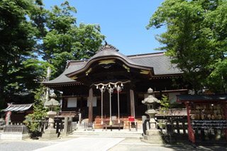 安積国造神社初詣2025の屋台や混雑状況は?駐車場やアクセスやご利益は?