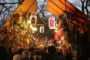 十二日まち2025の屋台や混雑は？アクセスや交通規制や駐車場は？